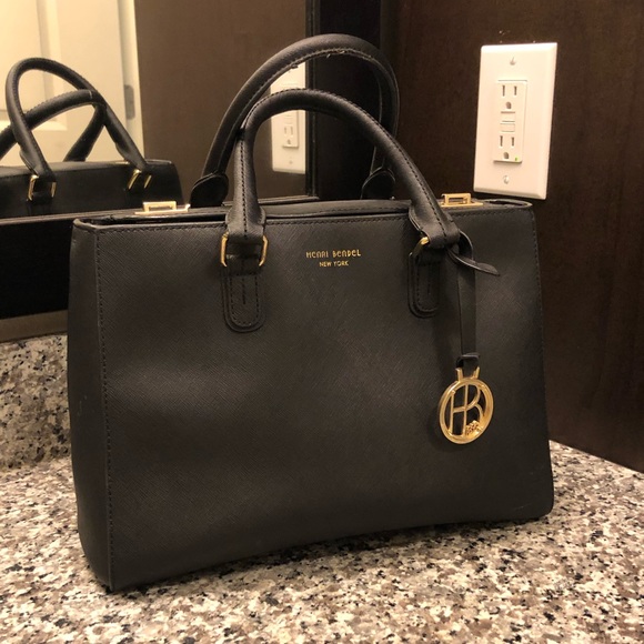 Henri Bendel West 57th Turn Lock - Picture 1 of 8